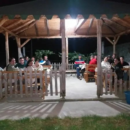 Grrela Guesthouse ゲストハウス Shkodër