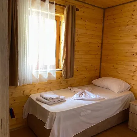 Grrela Guesthouse ゲストハウス Shkodër