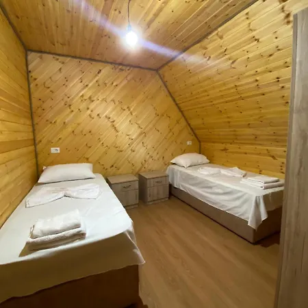 Grrela Guesthouse *